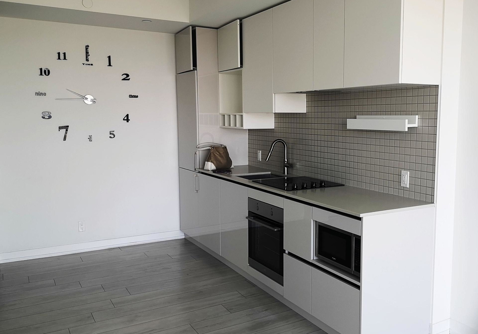 898-portage-pkwy-na-vaughan-ontario-n12320911