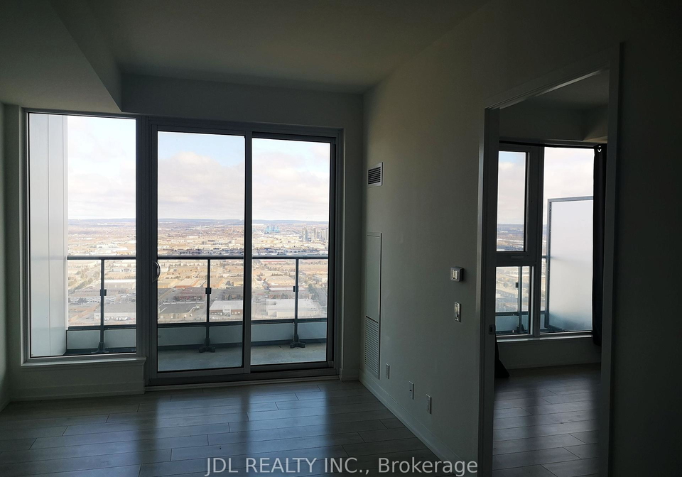 898-portage-pkwy-na-vaughan-ontario-n12320911