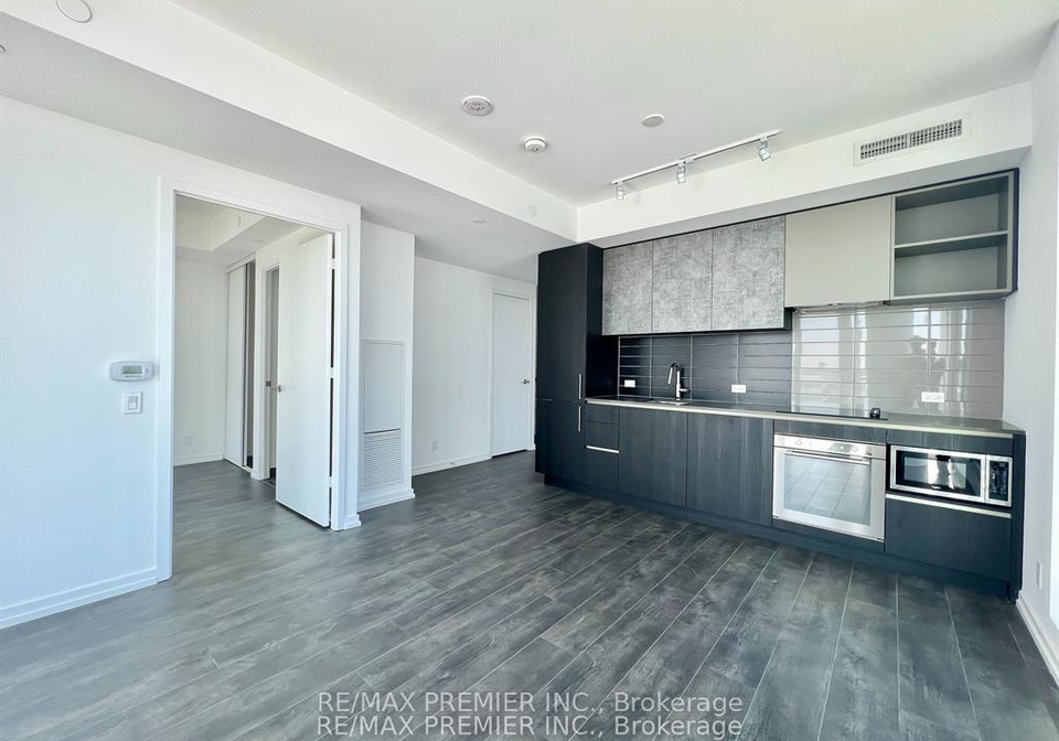 1000-portage-parkway-vaughan-ontario-n12321819