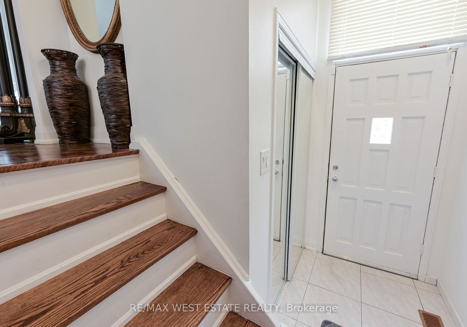 142-aberdeen-avenue-vaughan-ontario-n12322026