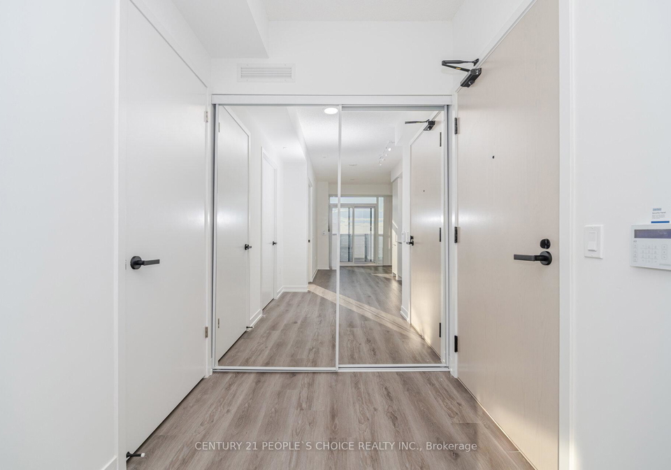 225-commerce-street-vaughan-ontario-n12322142