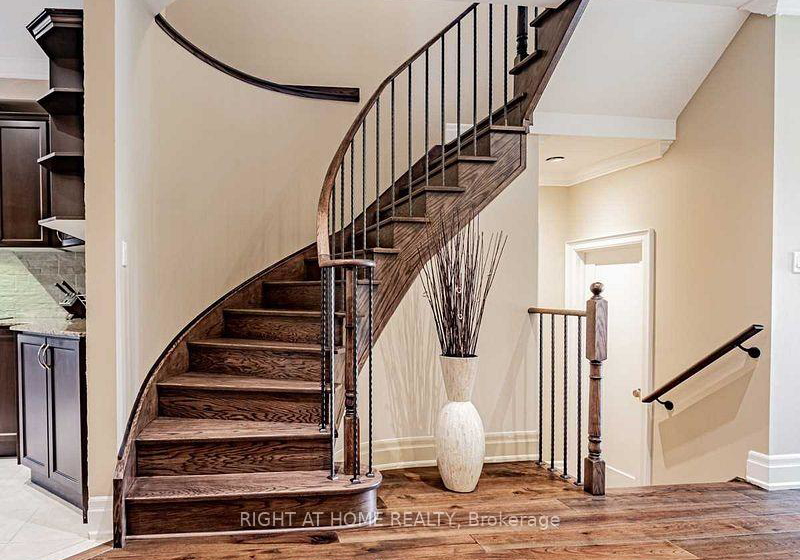 94-collin-court-richmond-hill-ontario-n12322422