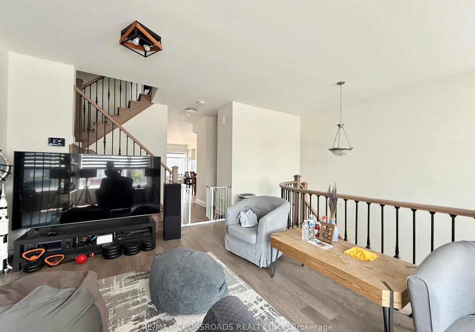913-isaac-phillips-way-e-e-newmarket-ontario-n12323493