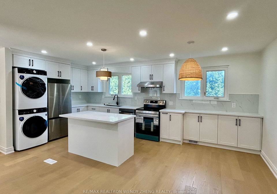main-18-king-richard-court-markham-ontario-n12324237