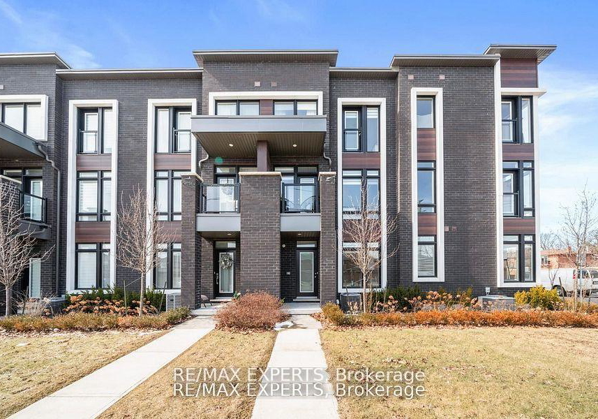 13-shatner-turnabout-crescent-vaughan-ontario-n12324426