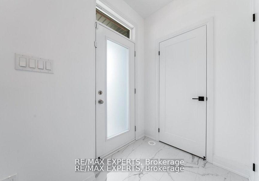 13-shatner-turnabout-crescent-vaughan-ontario-n12324426
