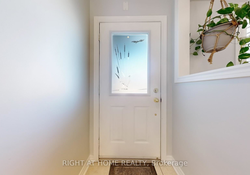 520-silken-laumann-drive-newmarket-ontario-n12324571