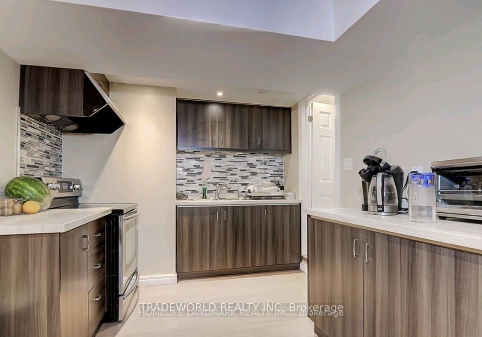 1-donald-buttress-boulevard-e-e-markham-ontario-n12324780