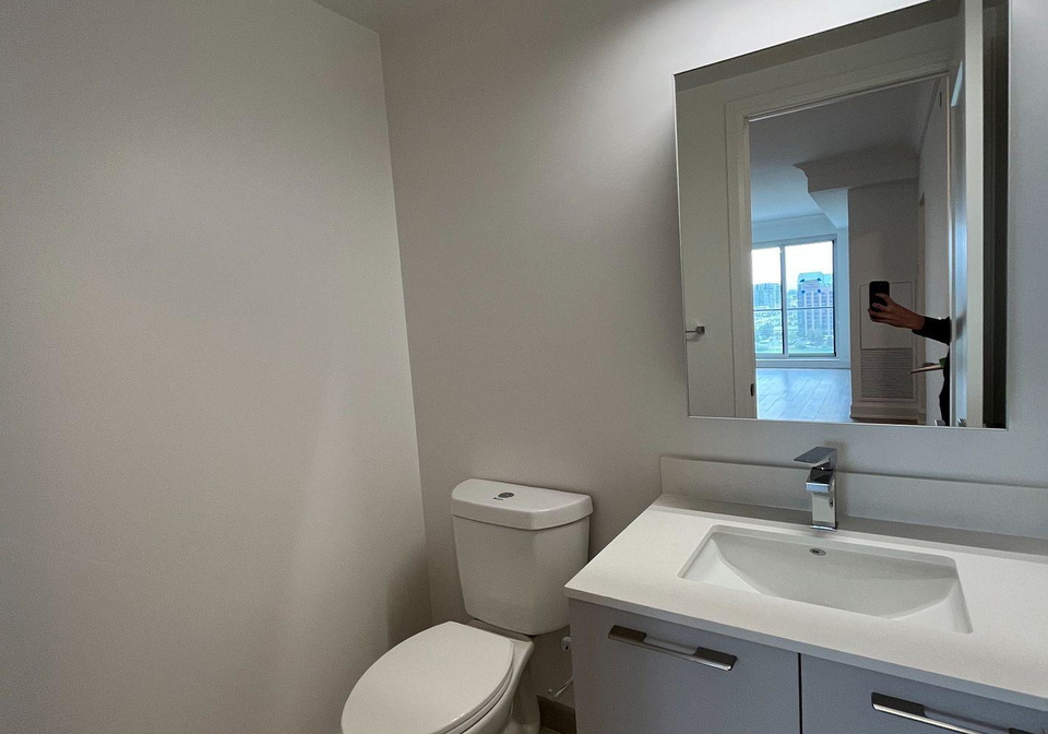 8-water-walk-drive-markham-ontario-n12325134