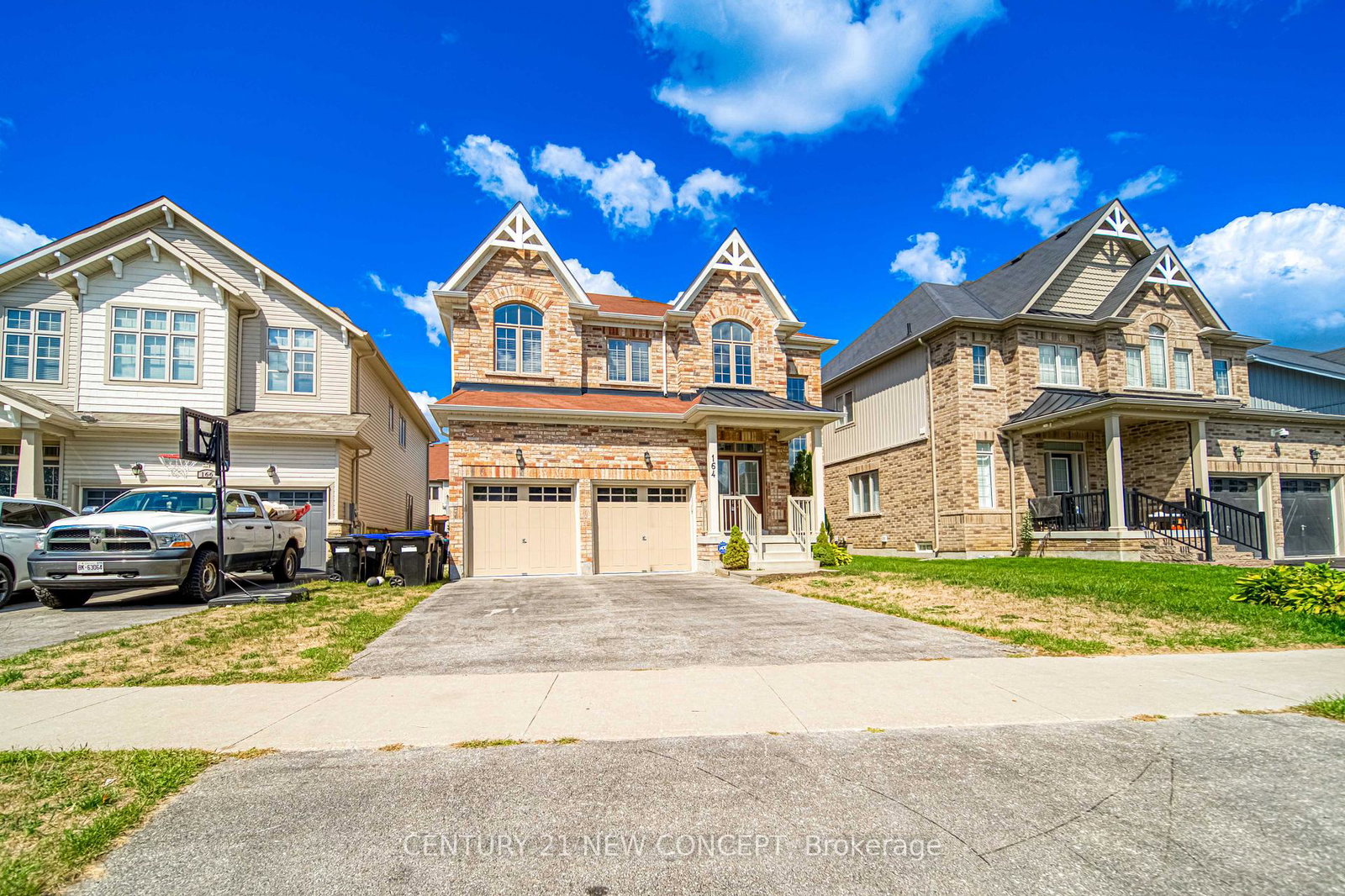 164-gold-park-gate-essa-ontario-n12325190