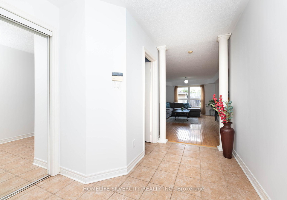 182-tierra-avenue-se-se-vaughan-ontario-n12325362