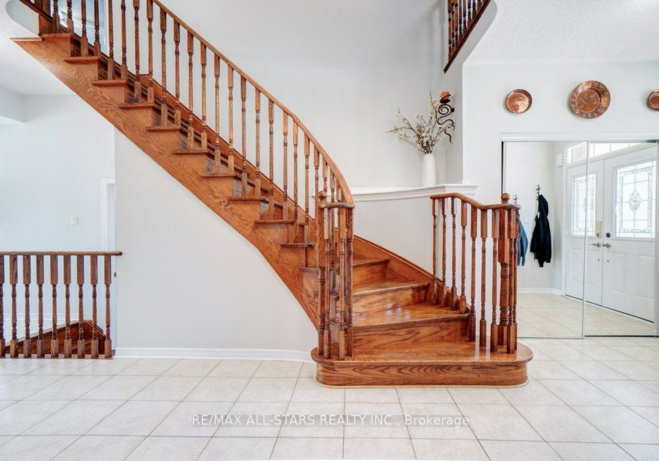 54-cosmos-avenue-uxbridge-ontario-n12325556