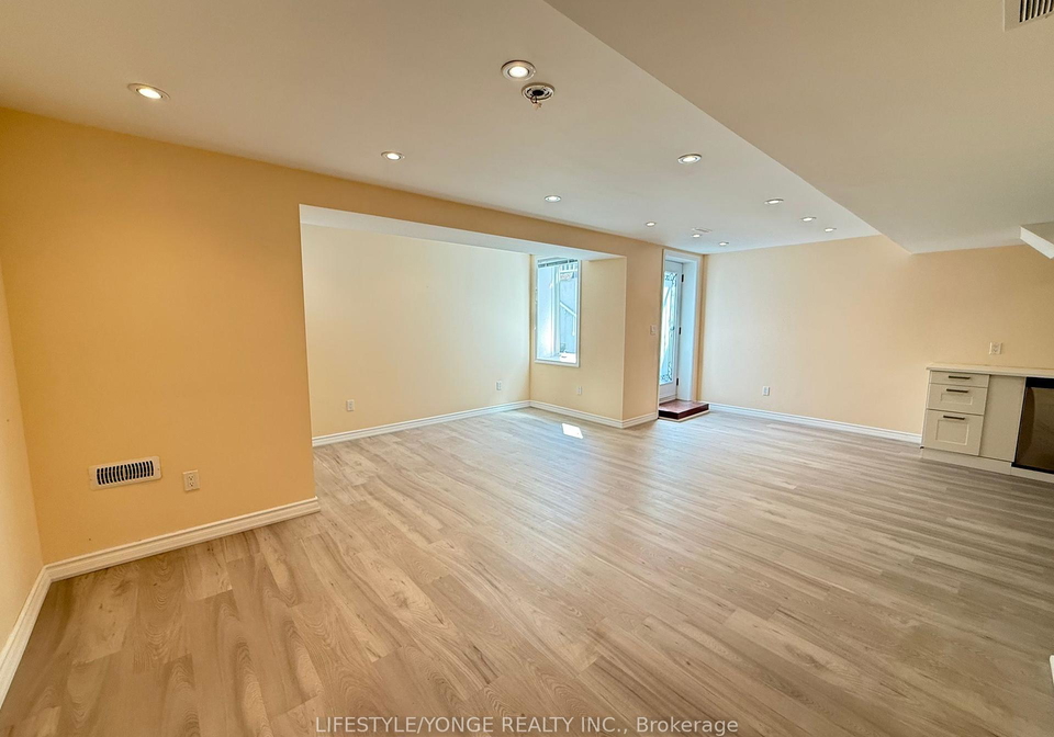 278-ivy-jay-crescent-aurora-ontario-n12325813