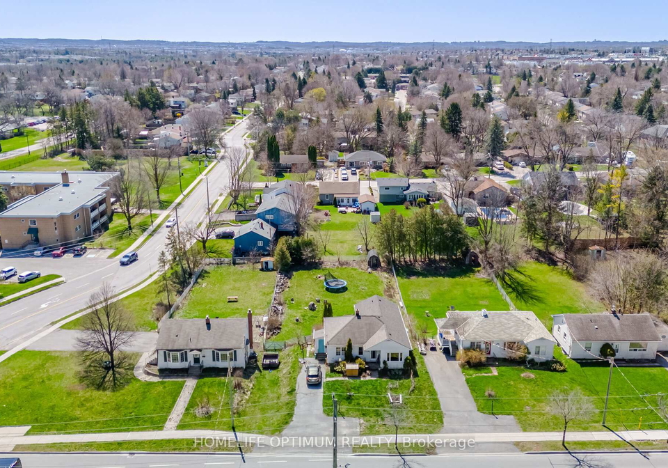 132-eagle-street-newmarket-ontario-n12326214