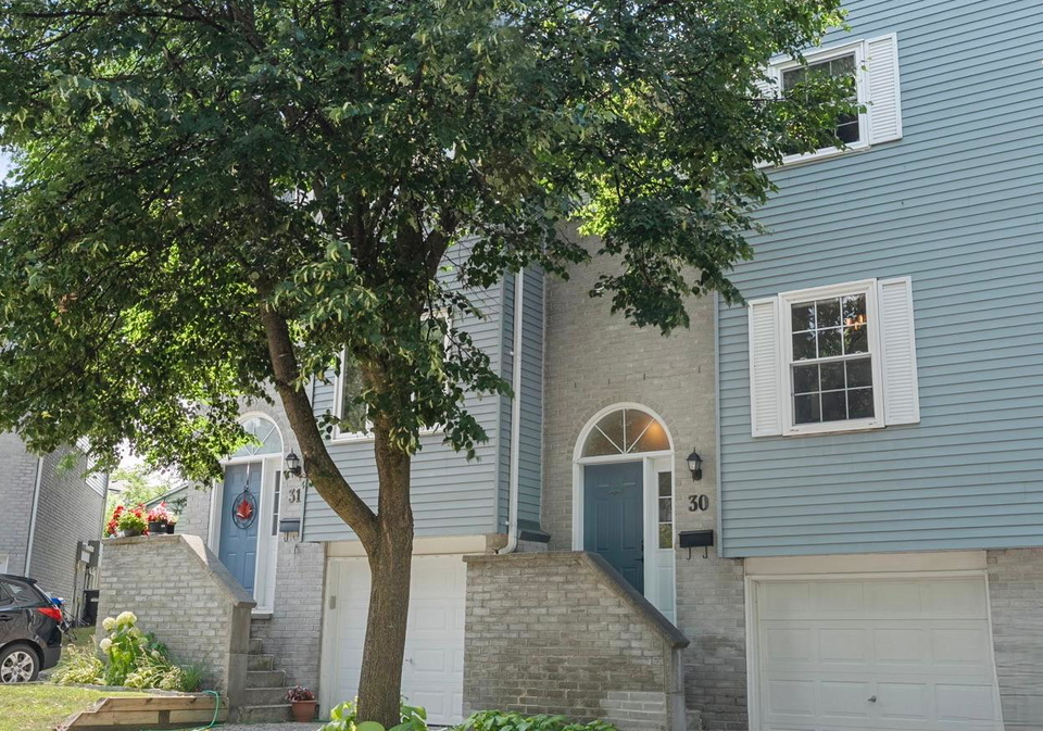 harmony-circle-bradford-west-gwillimbury-ontario-n12326355