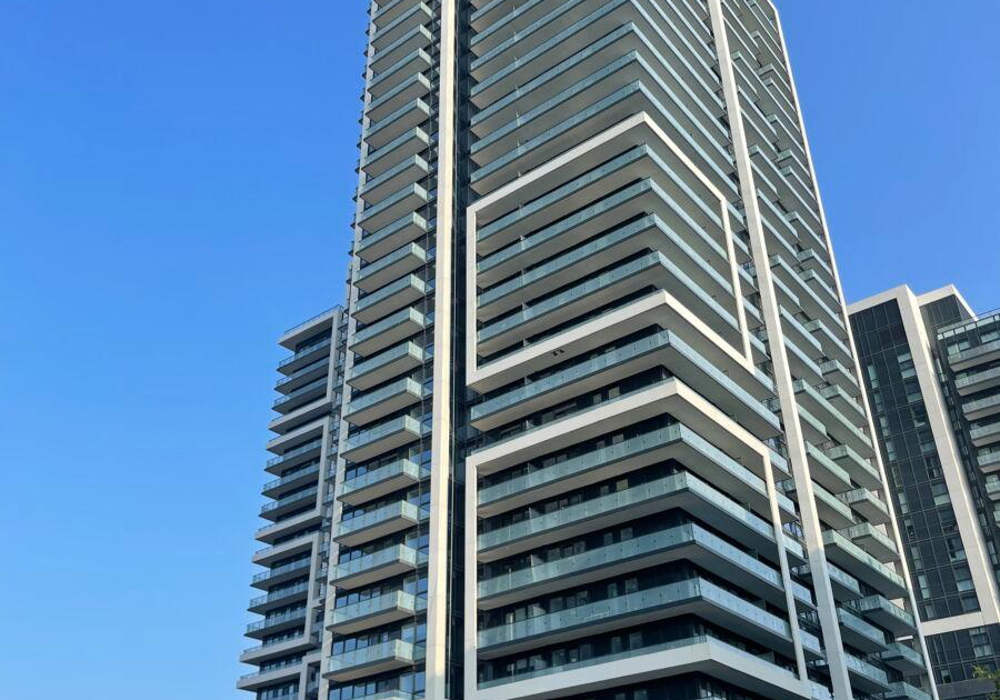 105-oneida-crescent-richmond-hill-ontario-n12326435