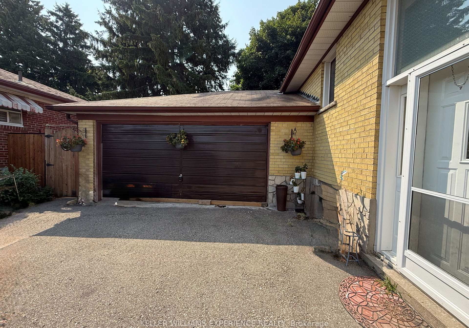 64-levendale-road-richmond-hill-ontario-n12326799