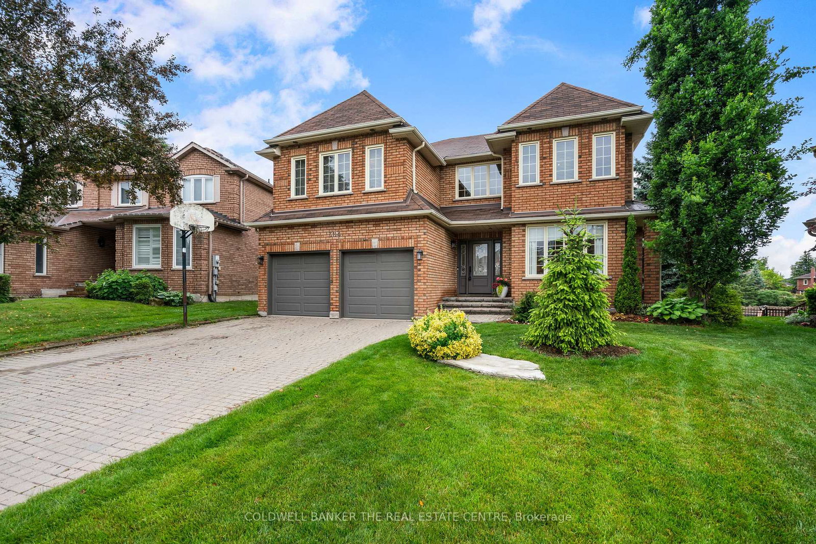 384-amberlee-court-newmarket-ontario-n12328334