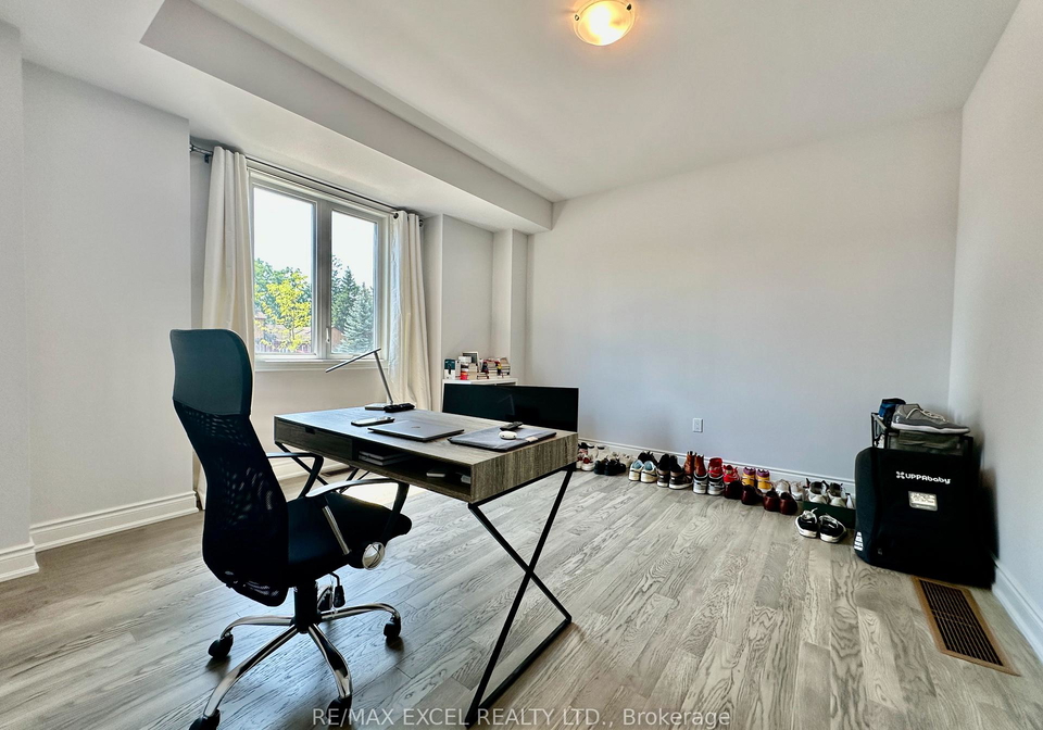 8-alan-williams-trail-uxbridge-ontario-n12328341