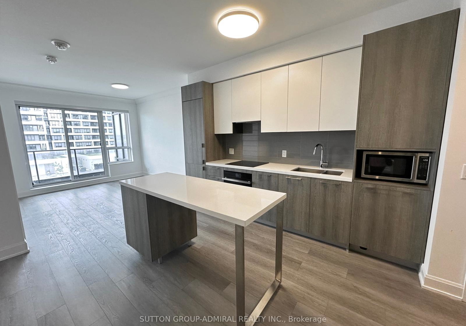 8-water-walk-drive-markham-ontario-n12328352