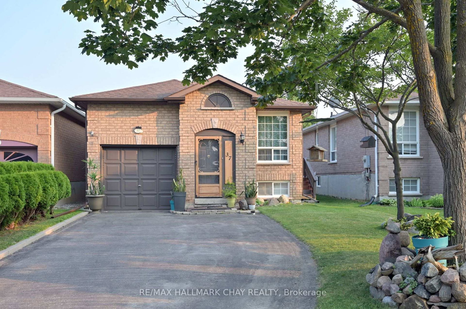 37-kate-aitken-crescent-new-tecumseth-ontario-n12328395