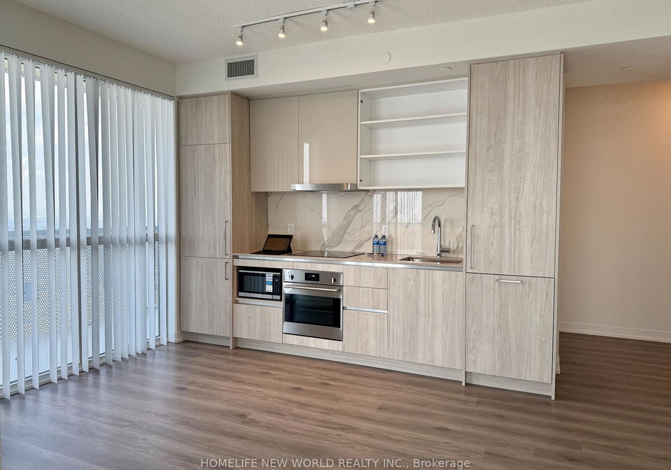 225-commerce-street-vaughan-ontario-n12329318