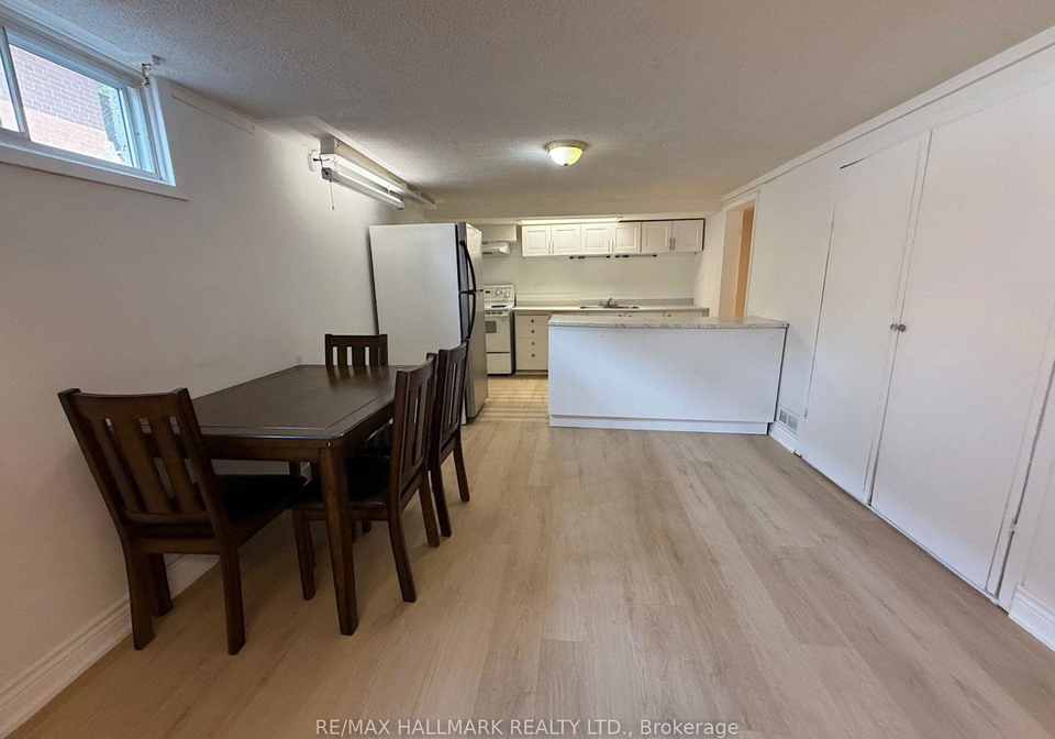 25-richardson-drive-aurora-ontario-n12329663