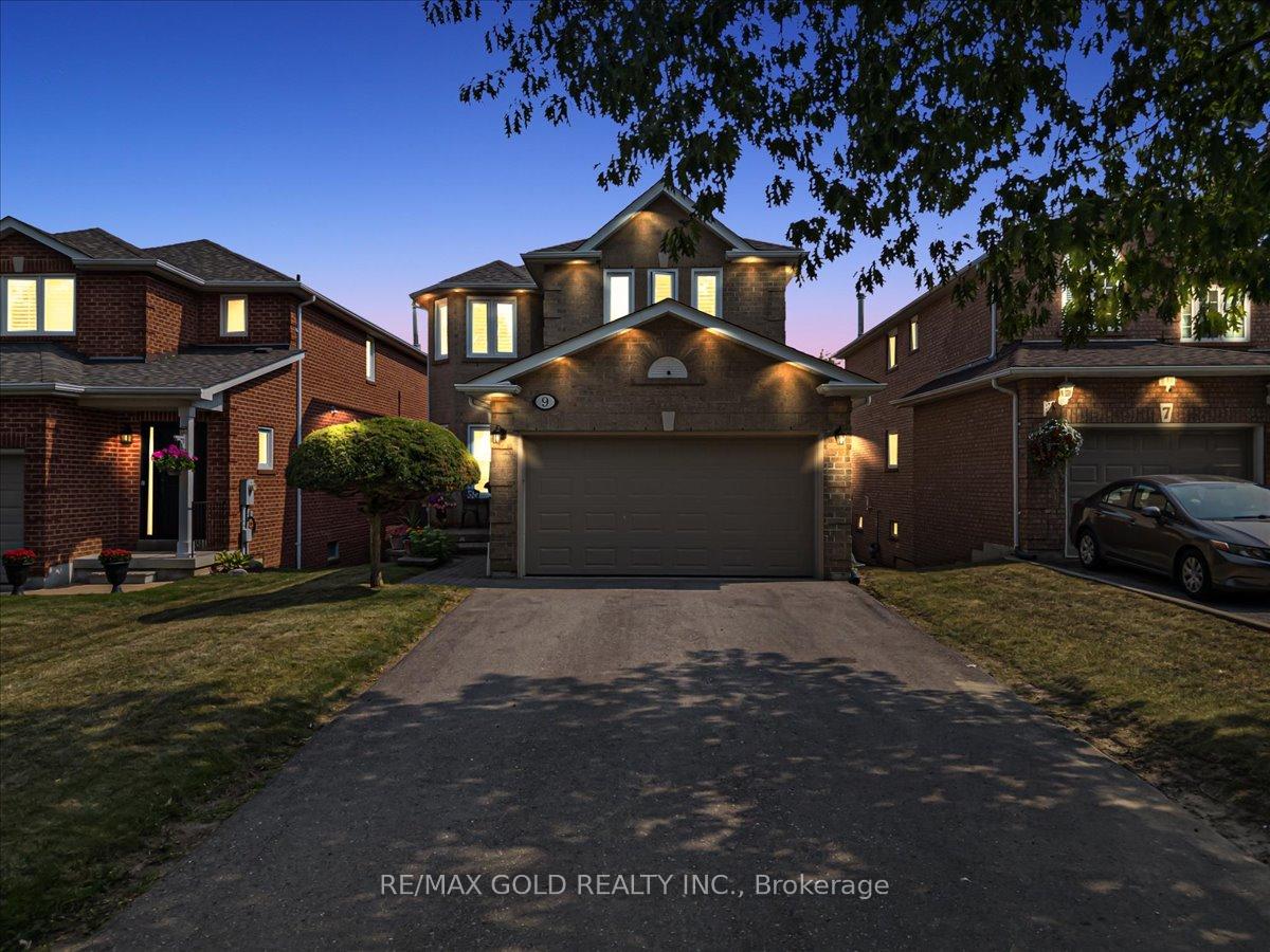 9-red-rock-drive-richmond-hill-ontario-n12329830