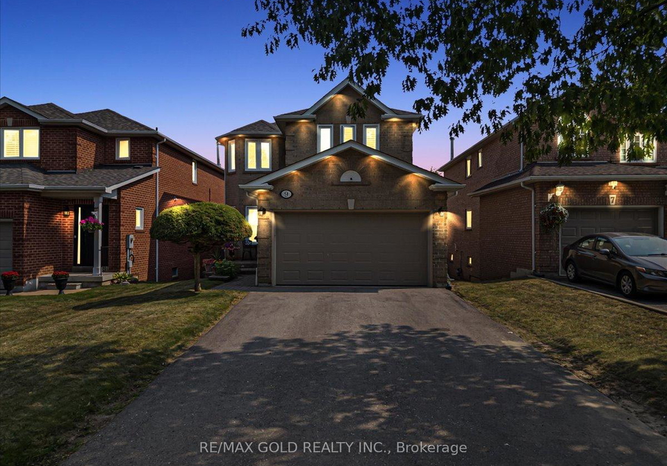 9-red-rock-drive-richmond-hill-ontario-n12329830