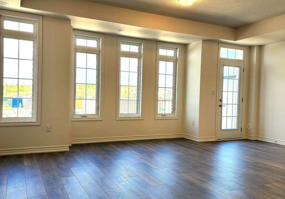 21-mel-irving-drive-bradford-west-gwillimbury-ontario-n12330088