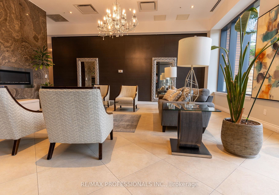 1161yonge-street-richmond-hill-ontario-n12330244