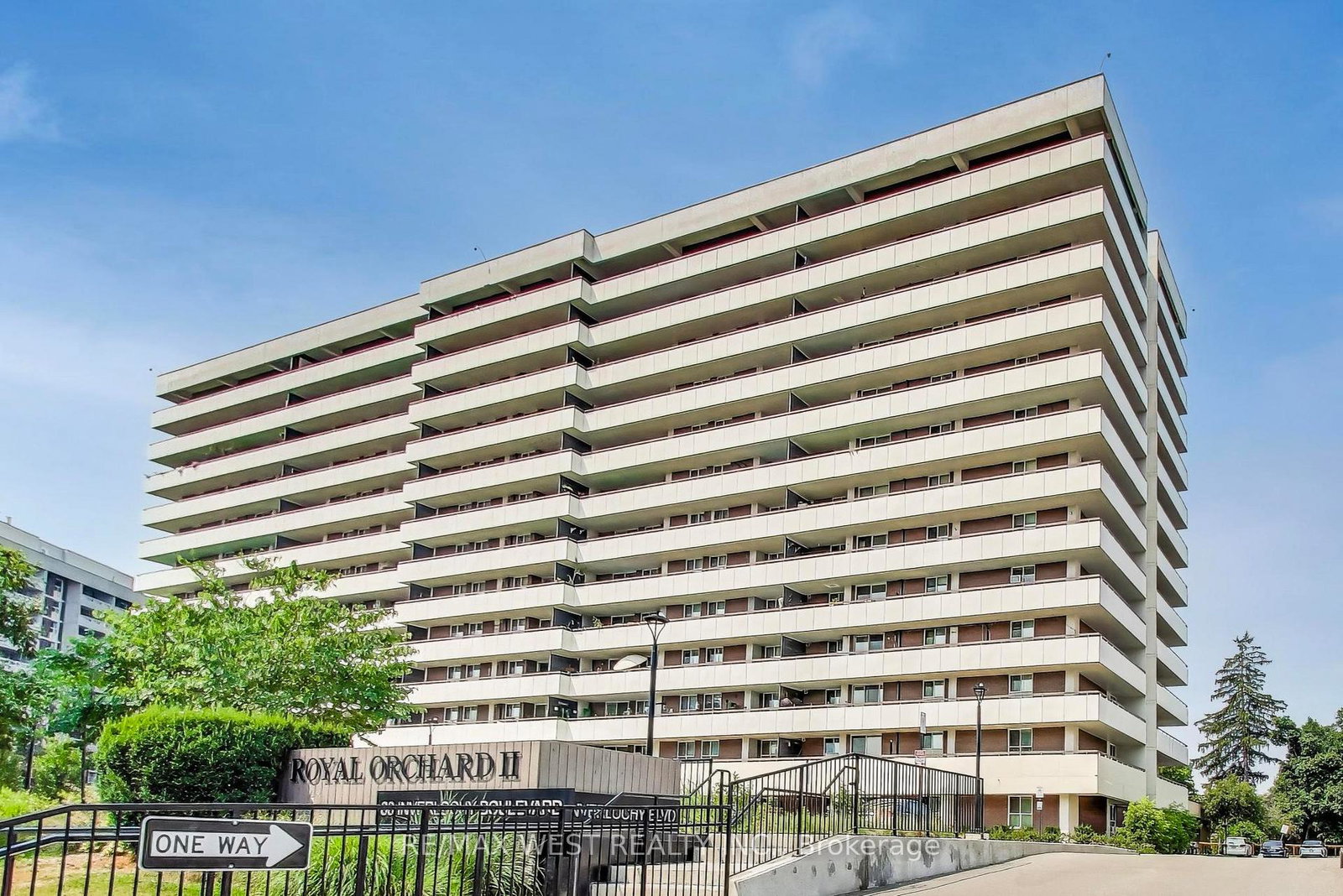 80-inverlochy-boulevard-markham-ontario-n12330390