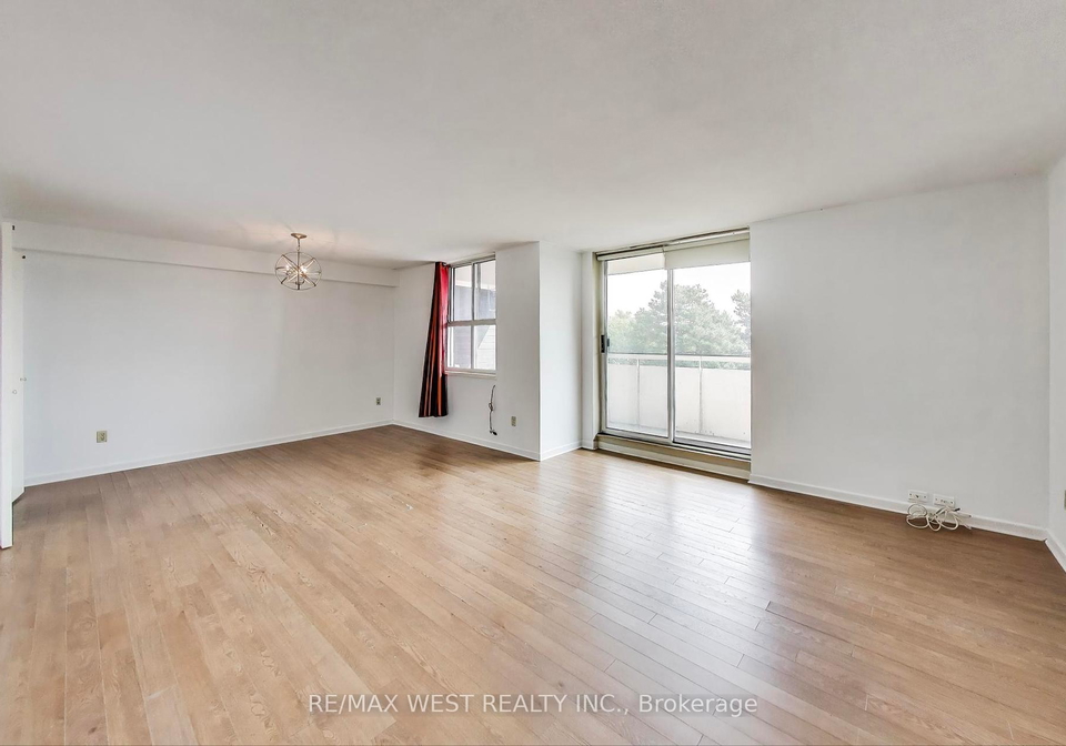 80-inverlochy-boulevard-markham-ontario-n12330390