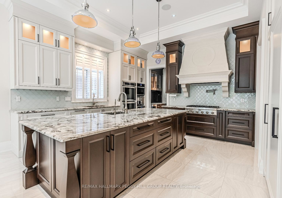 92-tyler-street-aurora-ontario-n12330792