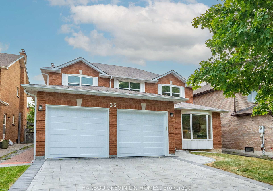 35-lynngrove-crescent-richmond-hill-ontario-n12330876