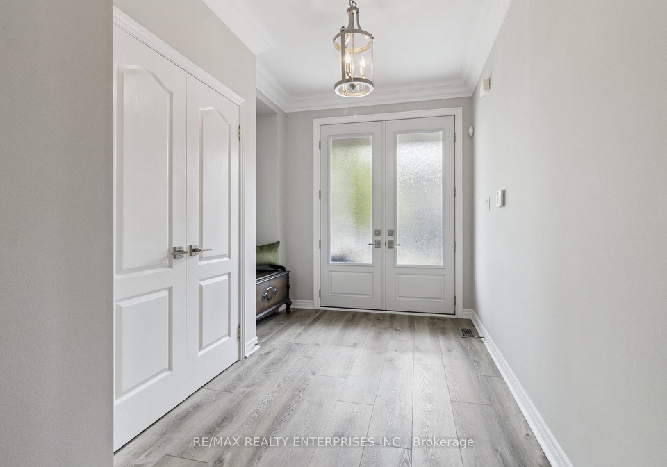 8-townwood-drive-richmond-hill-ontario-n12331443