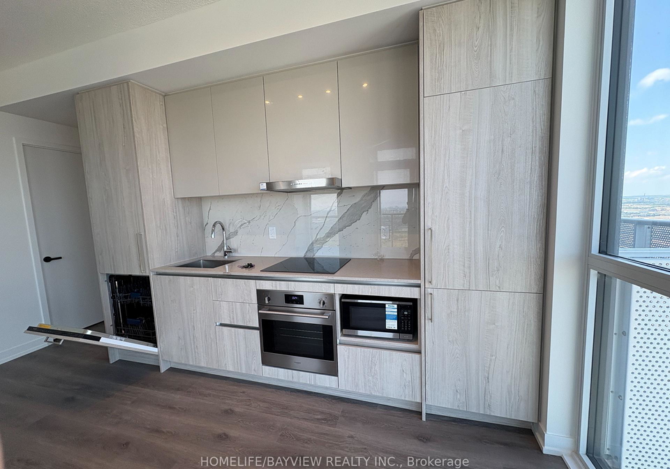 225-commerce-street-vaughan-ontario-n12331903