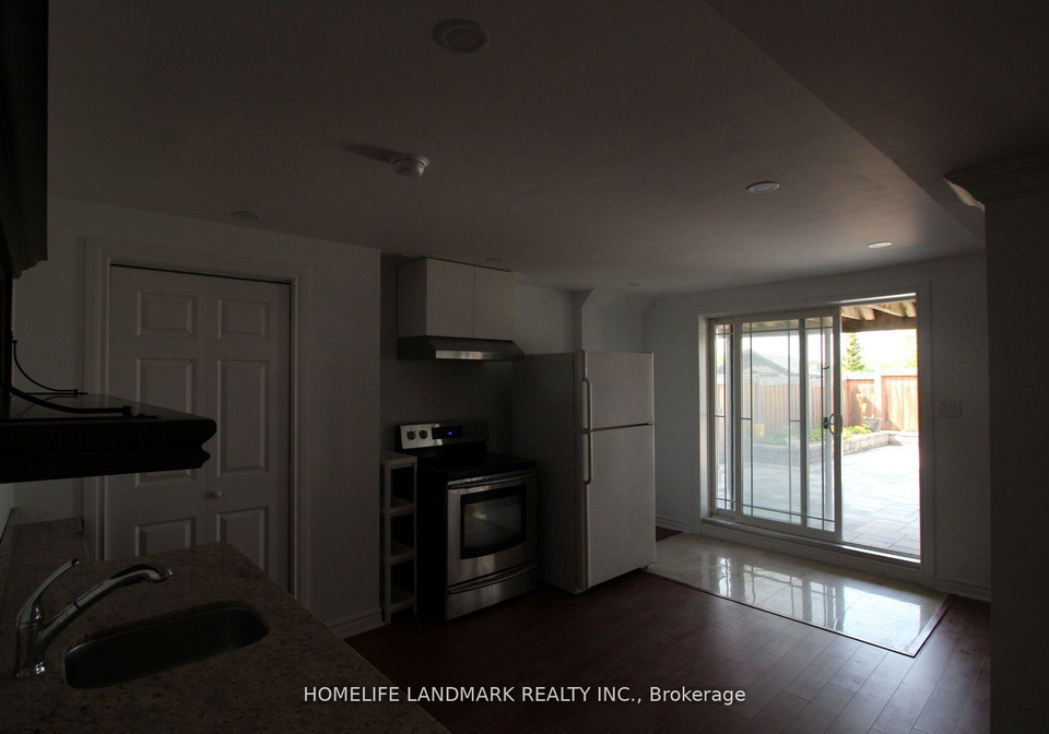 24-old-field-crescent-newmarket-ontario-n12332081