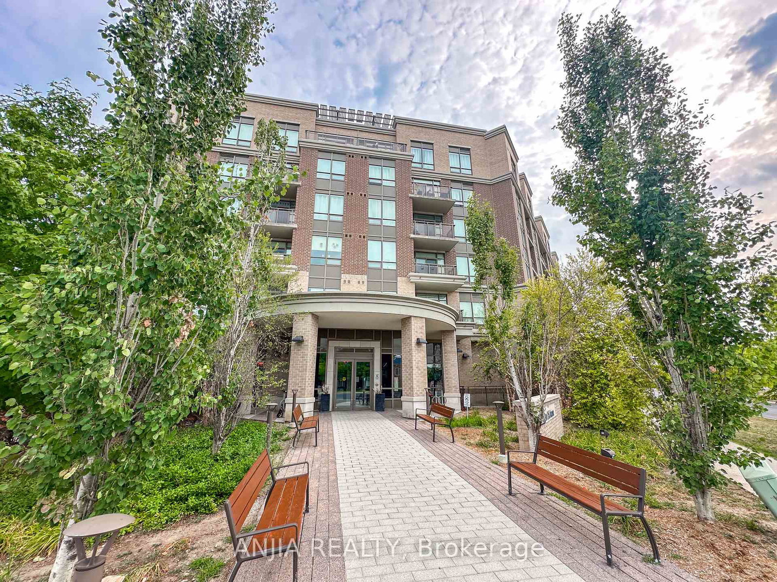 540-bur-oak-avenue-markham-ontario-n12332972