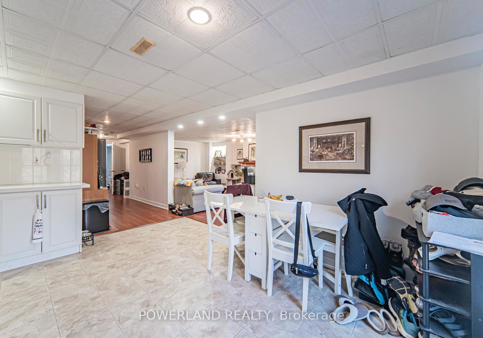 23-deerhorn-crescent-aurora-ontario-n12333213