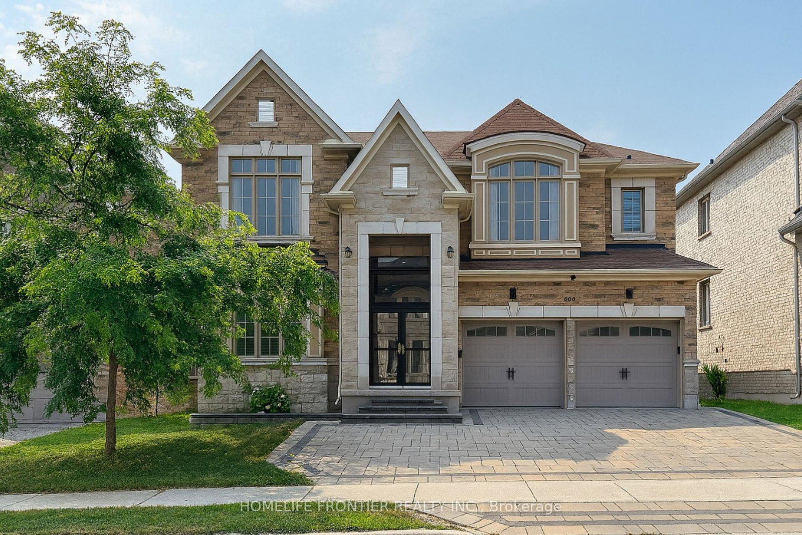 561-mcgregor-farm-trail-newmarket-ontario-n12333251