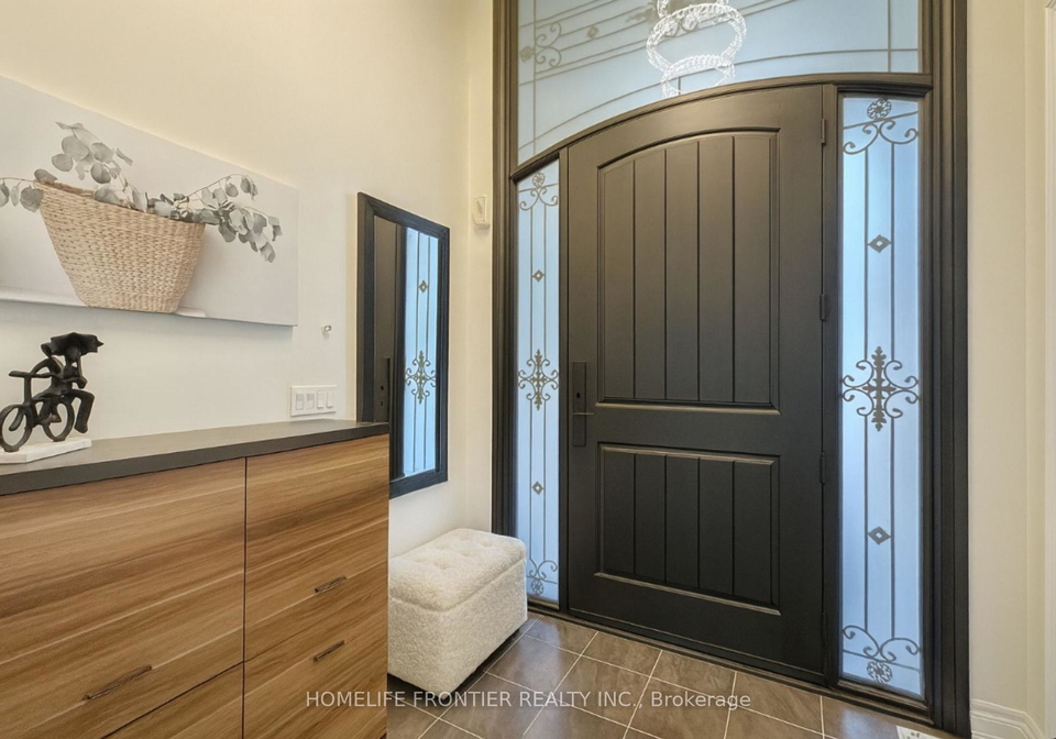 561-mcgregor-farm-trail-newmarket-ontario-n12333251