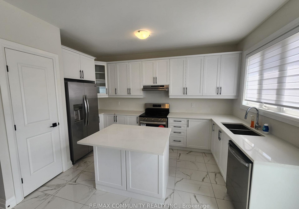 73-bud-leggett-crescent-georgina-ontario-n12333327