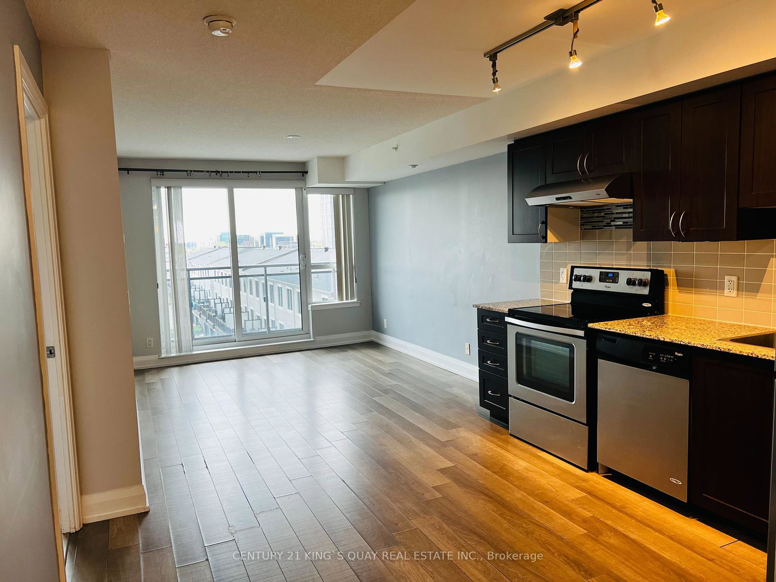 376-highway-7-e-richmond-hill-ontario-n12333450