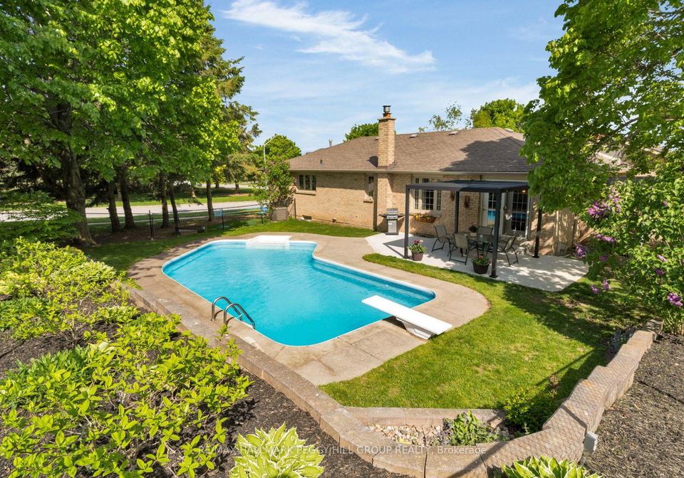 2235-meadowland-street-innisfil-ontario-n12333947