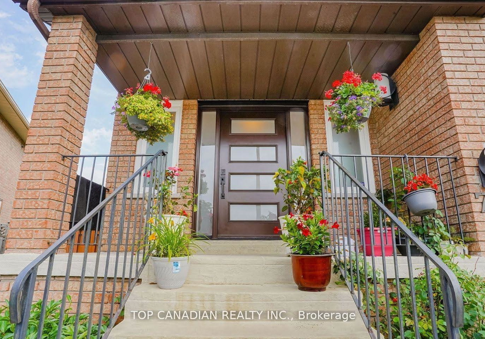 73-dunbarton-court-richmond-hill-ontario-n12334216