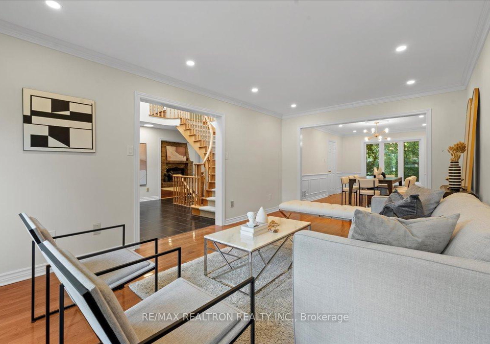 47-somerset-crescent-richmond-hill-ontario-n12334779