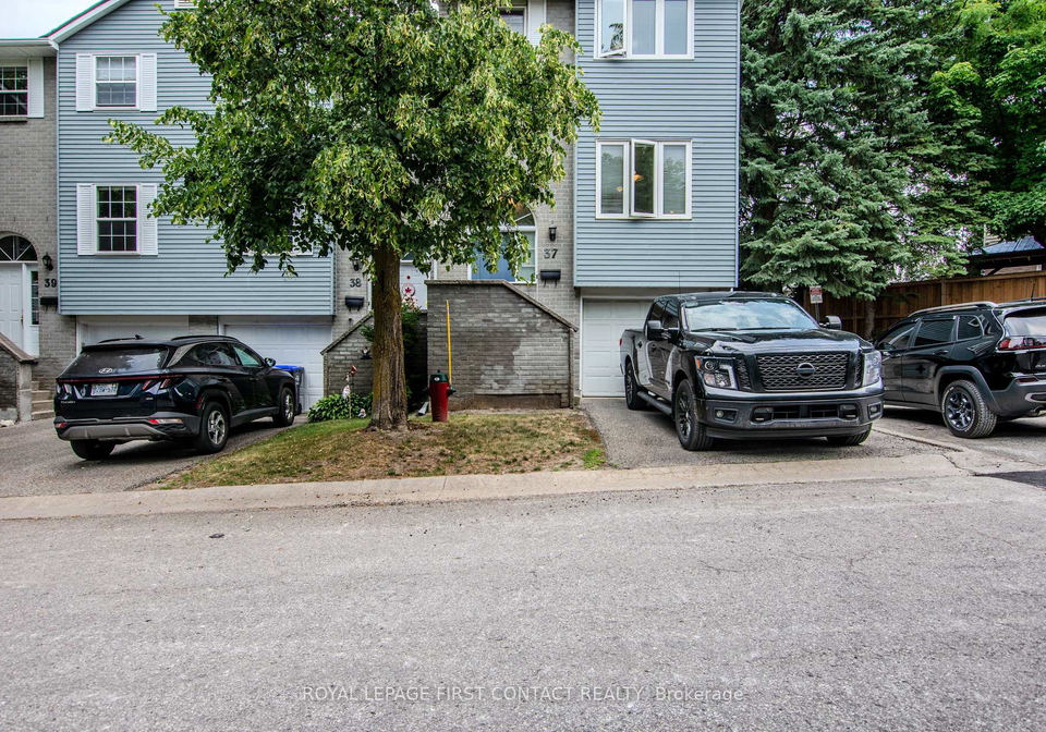 37-harmony-circle-bradford-west-gwillimbury-ontario-n12334965