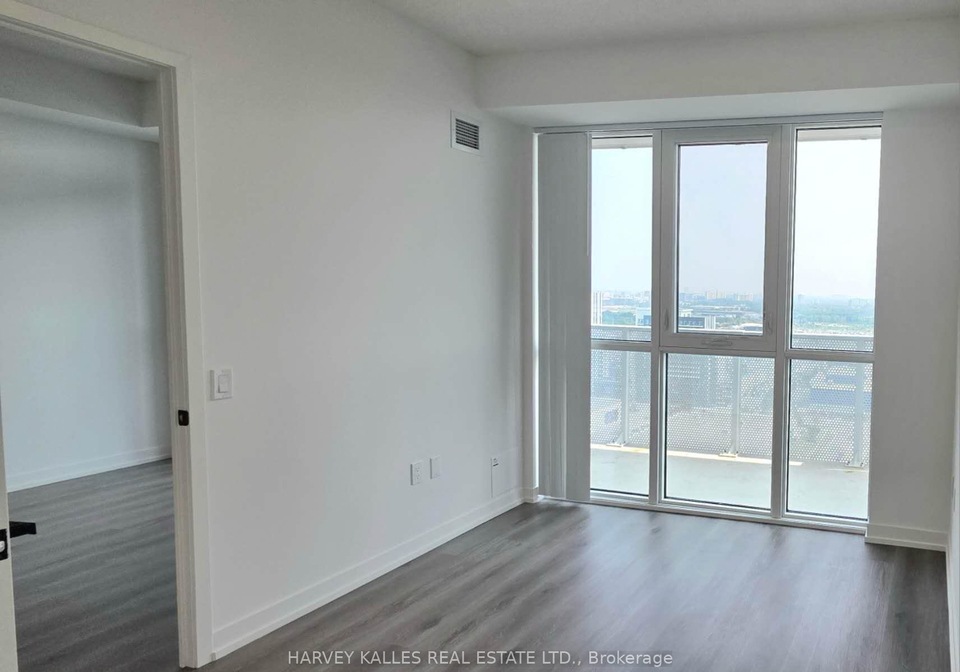 28-interchange-way-vaughan-ontario-n12335266