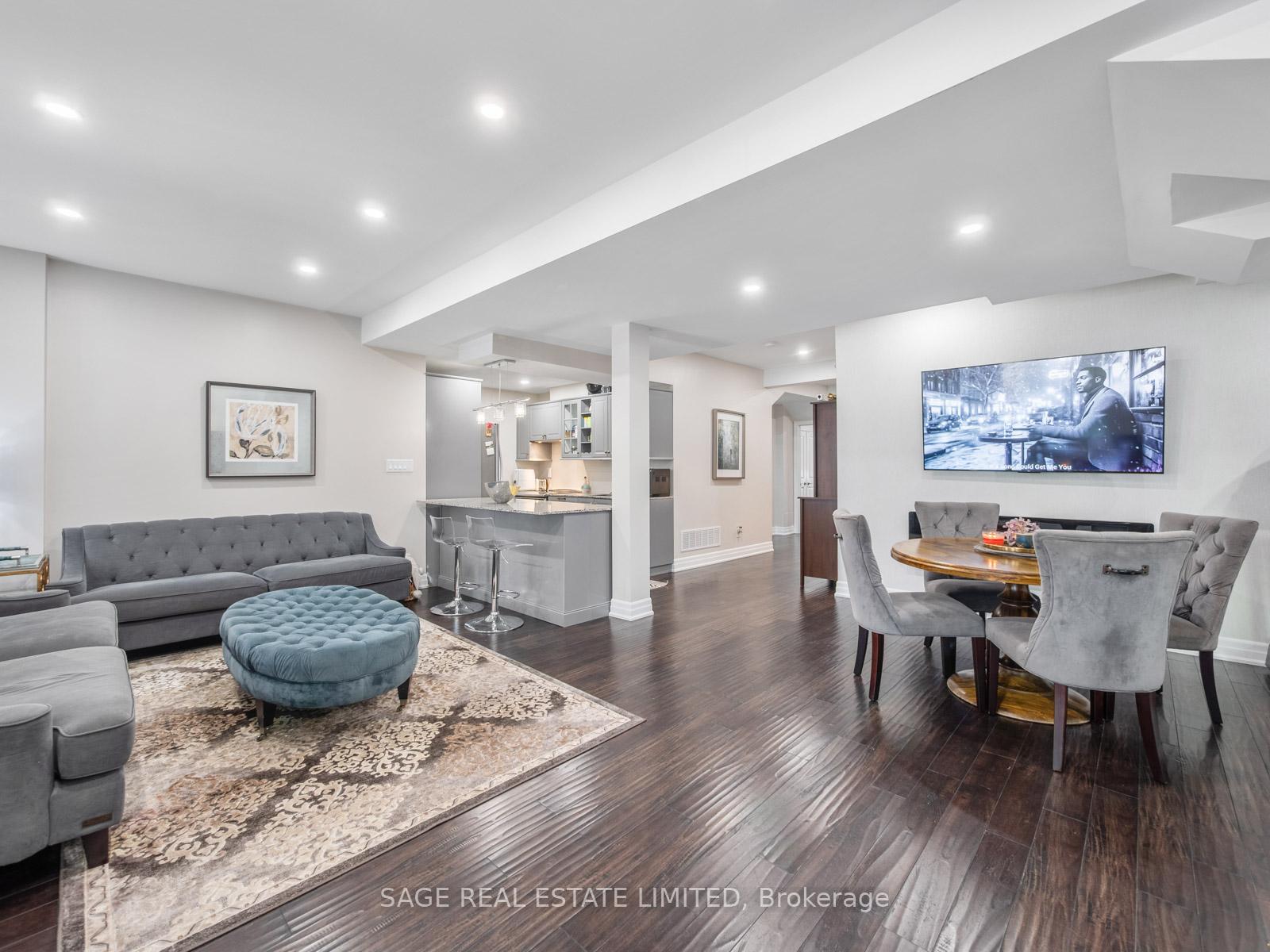 4-alex-campbell-crescent-w-king-ontario-n12335359